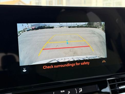 Certified 2025 Toyota Sienna Limited AWD/4WD image 30