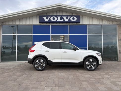 New 2026 Volvo XC40 B5 Plus w/ Protection Package Premier image 2