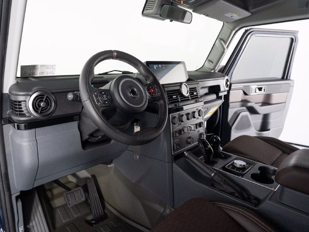 Used 2025 INEOS Grenadier Station Wagon AWD/4WD image 13