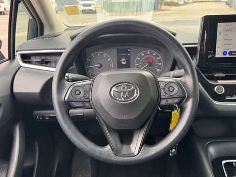 Used 2025 Toyota Corolla LE image 15