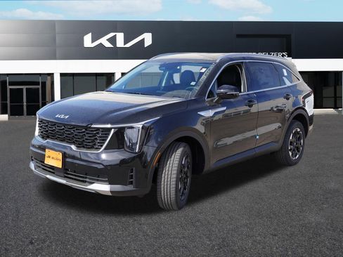 New 2026 Kia Sorento S image 7