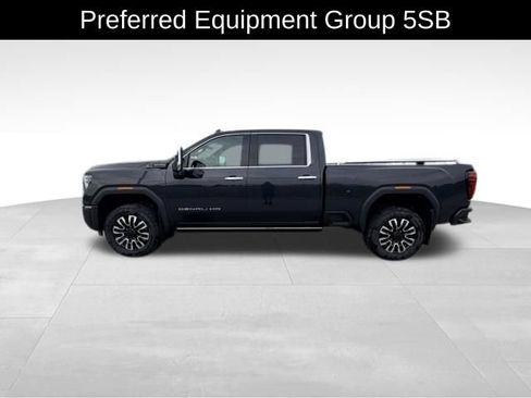 Used 2024 GMC Sierra 2500 Denali Ultimate w/ Max Trailering Package AWD/4WD image 4