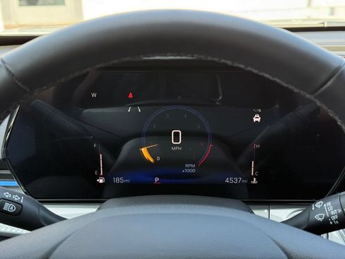 Used 2026 Chevrolet Trax LT w/ Driver Confidence Package FWD image 32