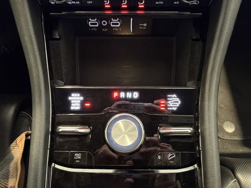 Used 2022 Jeep Grand Cherokee L Overland w/ Luxury Tech Group IV image 17