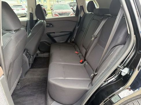 Used 2023 Nissan Rogue S AWD/4WD image 23
