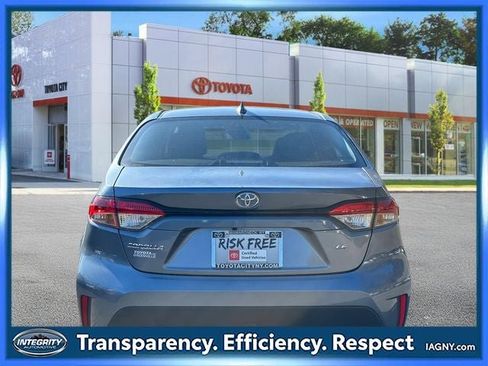 Used 2026 Toyota Corolla LE image 5
