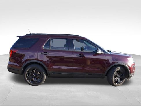 Used 2019 Ford Explorer Sport w/ Equipment Group 401A AWD/4WD image 2