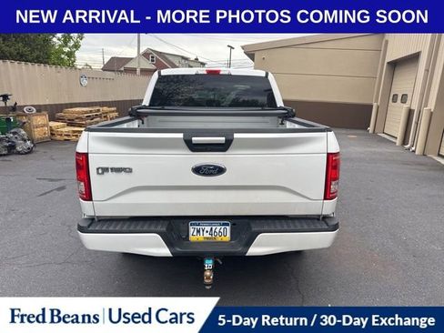 Used 2015 Ford F150 XLT w/ Equipment Group 301A Mid AWD/4WD image 10