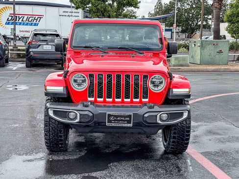 Used 2020 Jeep Gladiator Overland image 6