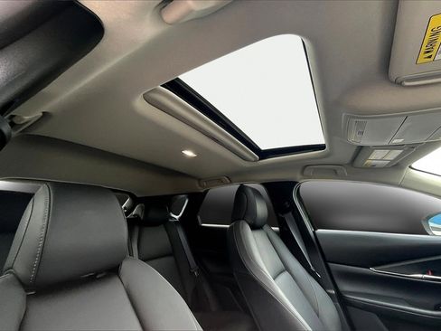 Used 2025 MAZDA CX-30 AWD 2.5 S w/ Preferred Package image 3