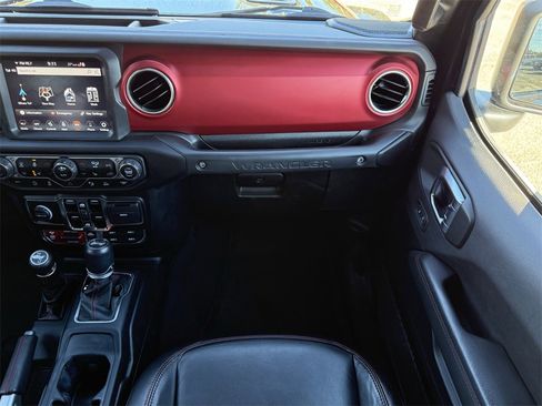 Used 2021 Jeep Wrangler Unlimited Rubicon image 16