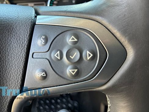 Used 2017 Chevrolet Silverado 1500 LT w/ All Star Edition AWD/4WD image 28