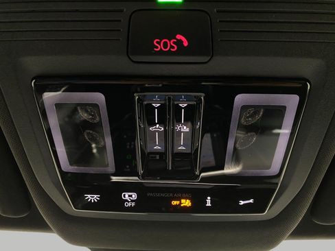 New 2026 Volkswagen Atlas Cross Sport SEL R-Line AWD/4WD image 28