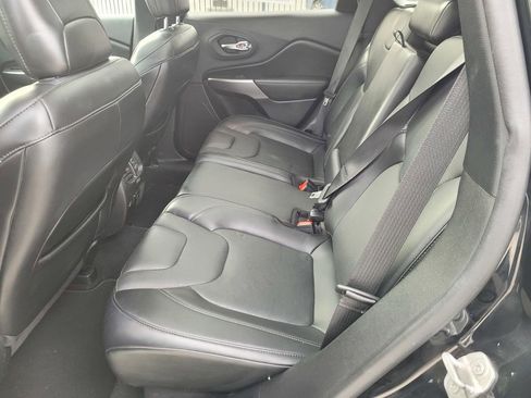 Used 2021 Jeep Cherokee High Altitude image 10