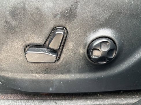 Certified 2017 Jeep Cherokee Limited image 18