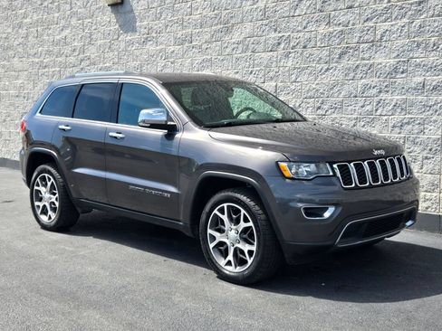 Used 2019 Jeep Grand Cherokee Limited w/ Trailer Tow Group IV AWD/4WD image 7