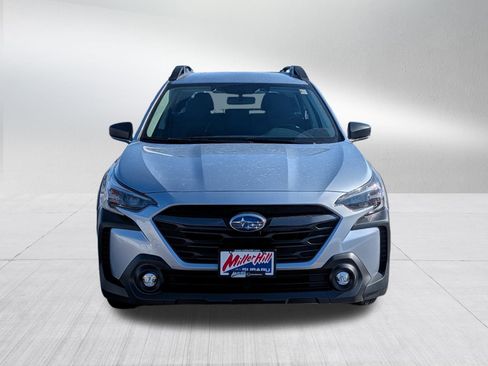 Certified 2025 Subaru Outback image 2