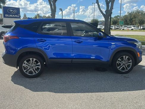 Used 2023 Kia Seltos LX image 24