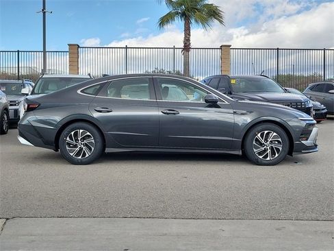 New 2026 Hyundai Sonata Blue image 24