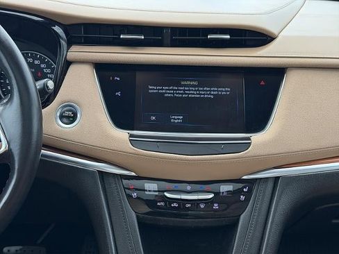 Used 2018 Cadillac XT5 Platinum w/ Driver Assist Package AWD/4WD image 20