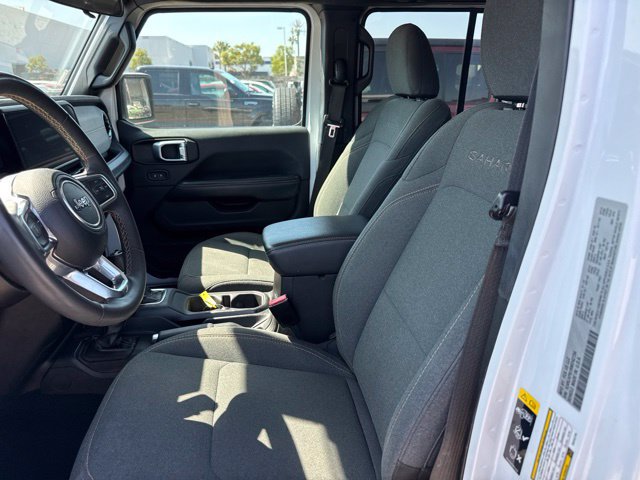 Used 2024 Jeep Wrangler Unlimited Sahara AWD/4WD image 10