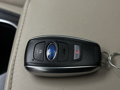 Used 2023 Subaru Outback Limited image 43