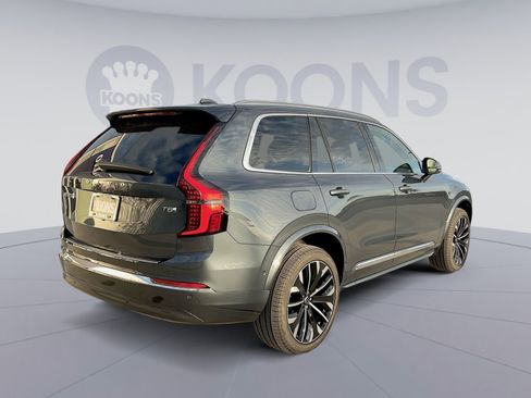 New 2026 Volvo XC90 T8 Plus w/ Protection Package Premier image 7