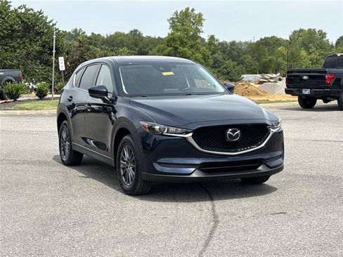 Used 2019 MAZDA CX-5 Touring FWD image 2