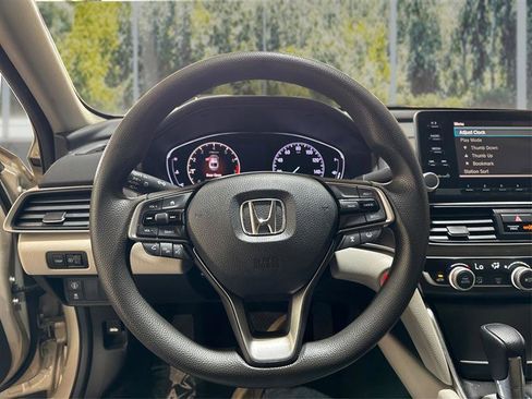 Used 2019 Honda Accord LX image 16