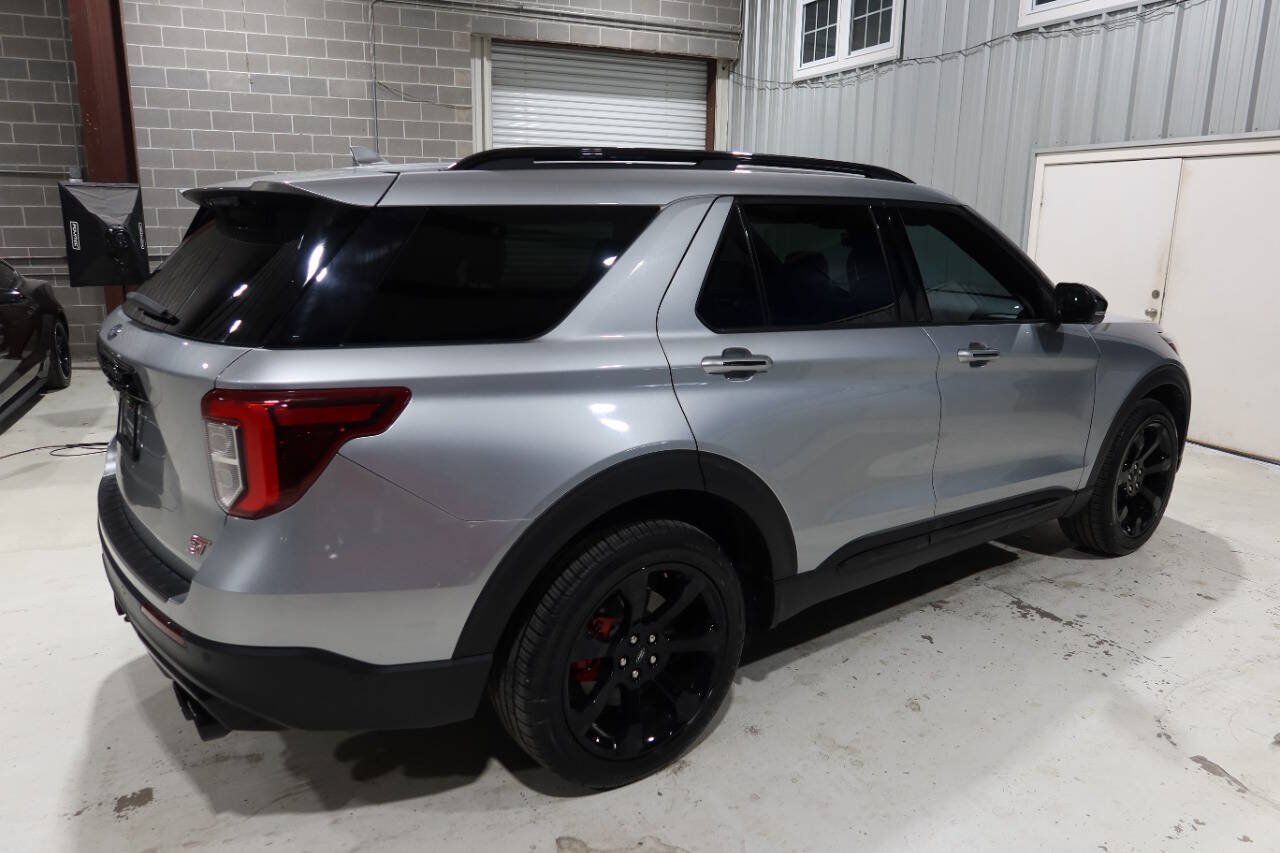 Used 2020 Ford Explorer ST w/ ST Street Pack AWD/4WD image 5