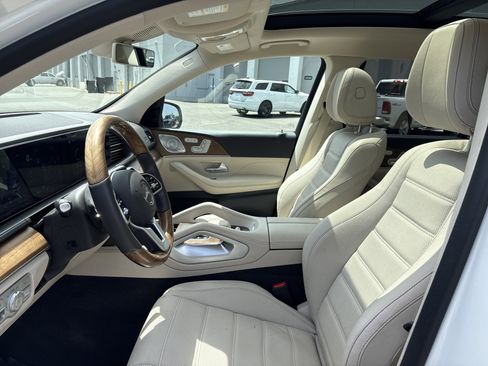 Used 2020 Mercedes-Benz GLS 450 4MATIC image 17