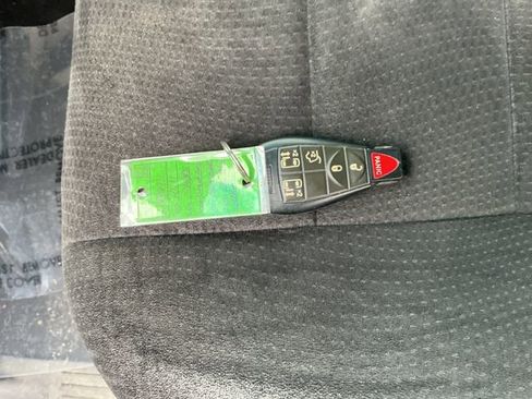 Used 2011 Dodge Grand Caravan Mainstreet w/ PWR Convenience Group FWD image 25