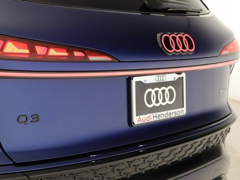 New 2026 Audi Q3 quattro 2.0T AWD/4WD image 33