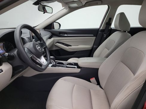 Used 2023 Nissan Altima 2.5 SV FWD image 17