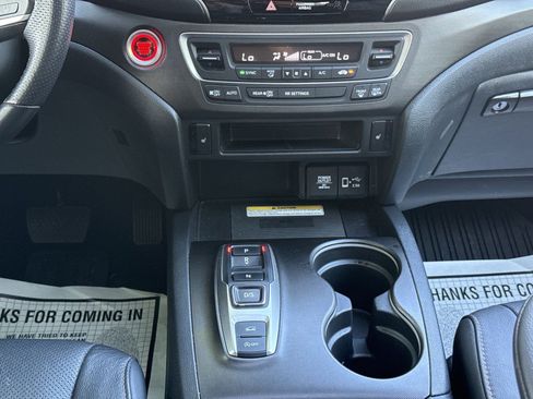 Used 2023 Honda Passport TrailSport image 36