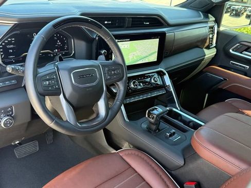 Used 2025 GMC Sierra 1500 Denali Ultimate AWD/4WD image 7