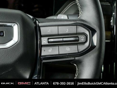 Used 2026 GMC Yukon Denali Ultimate AWD/4WD image 12
