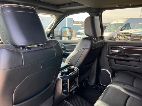 Certified 2024 RAM 2500 Laramie w/ Night Edition image 19