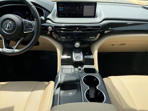 Used 2022 Acura MDX SH-AWD w/ Advance Package image 11