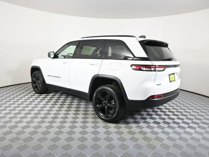 Used 2023 Jeep Grand Cherokee Limited w/ Black Appearance Package