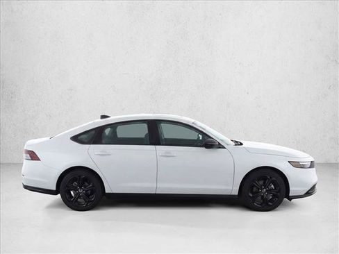 Used 2025 Honda Accord SE image 8