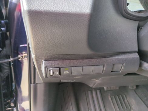 Used 2023 Toyota Corolla LE FWD image 13