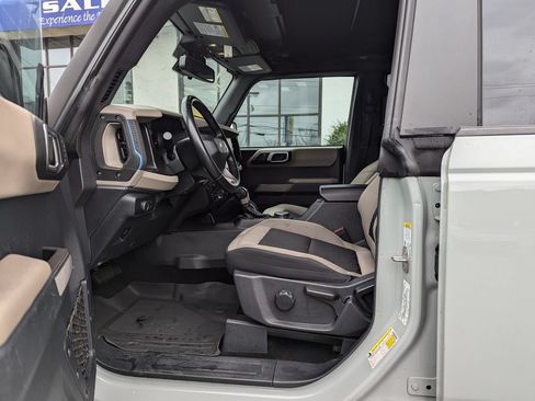 Used 2021 Ford Bronco Wildtrak AWD/4WD image 16