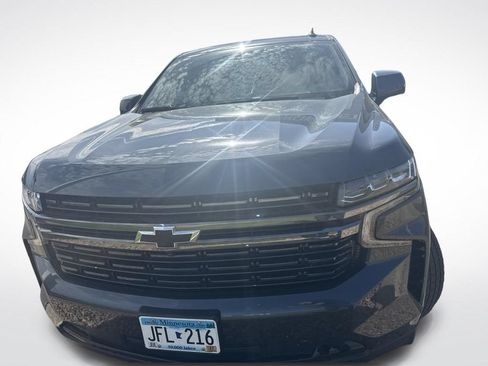 Used 2021 Chevrolet Suburban RST w/ Luxury Package AWD/4WD image 10