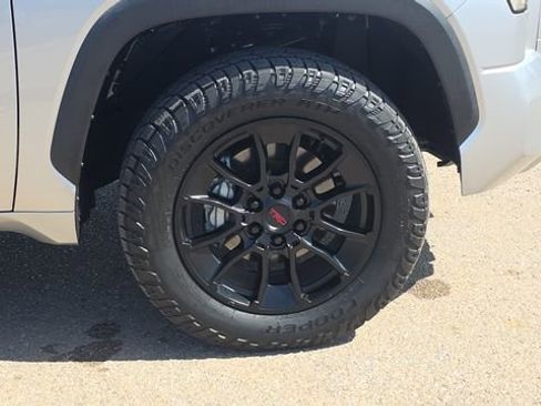 Used 2022 Toyota Tundra SR5 image 31