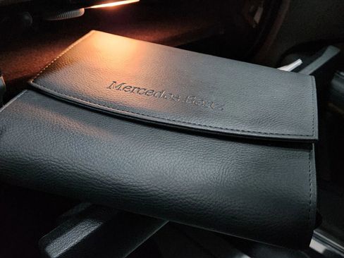 Used 2013 Mercedes-Benz E 350 E 350 4MATIC Wagon 4D image 44