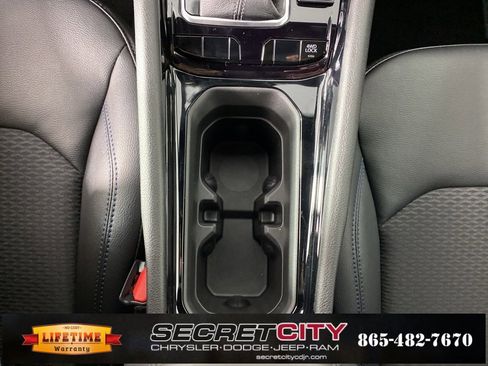 New 2026 Jeep Compass Latitude image 24