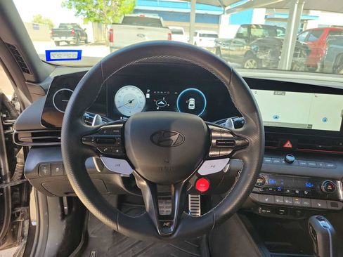 Used 2025 Hyundai Elantra N FWD image 19