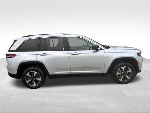 Used 2024 Jeep Grand Cherokee Limited 4xe AWD/4WD image 6