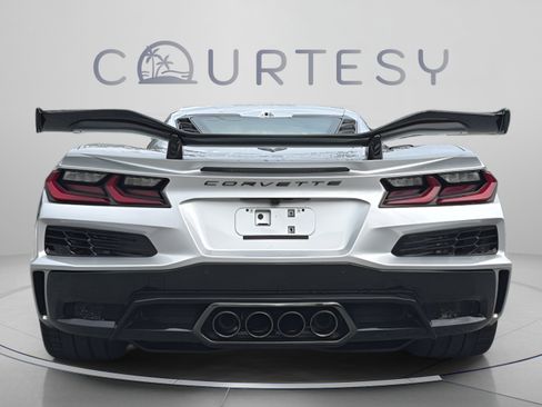 Used 2026 Chevrolet Corvette Z06 RWD image 5